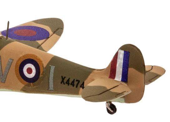 Стартовый набор &laquo;Самолеты Spitfire Mk.Ia и Hurricane Mk.I в масштабе 1:144&raquo; Revell 73771