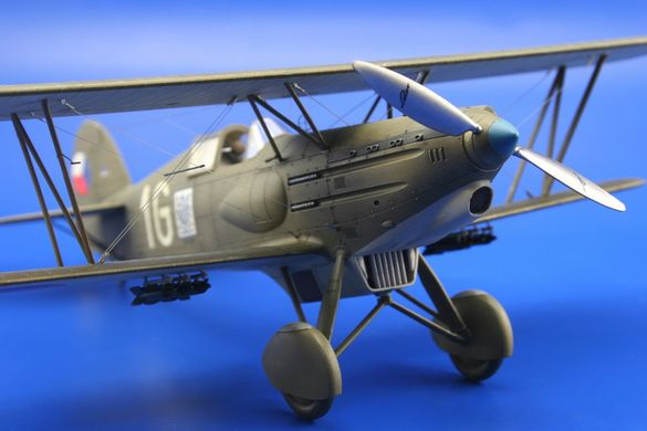 Assembled model 1/48 plane Avia B.534 IV. série ProfiPack Edition Eduard 8192