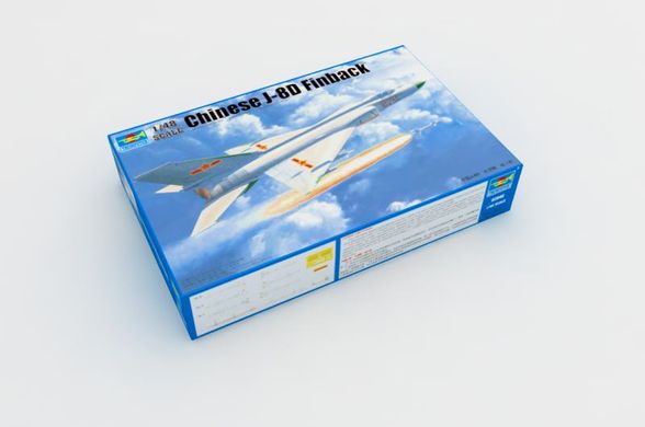 Сборная модель 1/48 китайский истребитель J-8D "Finback" Trumpeter 02846