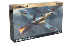 Збірна модель 1/48 літака Spitfire Mk.Vb late Profipack edition Eduard 82156