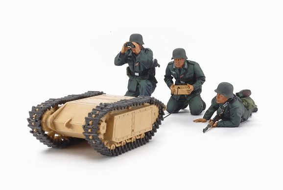 Збірна модель 1/35 German Assault Pioneer Team & Goliath Set Tamiya 35357