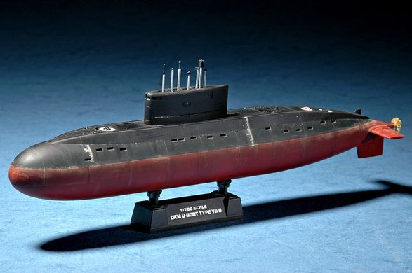 Збірна модель 1/350 підводний човен ВМС Китаю класу "Кіло" HobbyBoss 83501