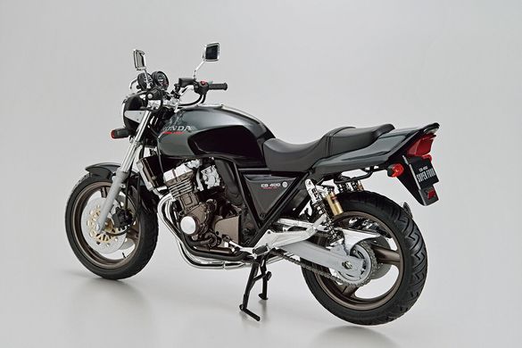 Assembled model 1/12 motorcycle Honda NC31 CB400 SUPER FOUR '92 Aoshima 06384
