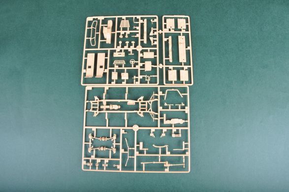 Assembly model 1/35 military vehicle Dongfeng Meng Shi HobbyBoss 82467