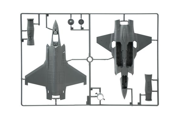 Prefab model 1/72 aircraft F-35A Lightning II CTOL Version (Beast Mode) Italeri 1464