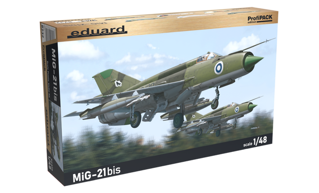 Сборная модель 1/48 самолет Mikoyan-Gurevich MiG-21BIS ProfiPack Eduard 8232