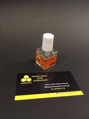 Glue for plastic models with lemon scent 10 ml CHEMATIC 015