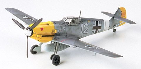 Сборная модель 1/72 самолет Messerschmitt Bf109E-4/7 Trop Tamiya 60755