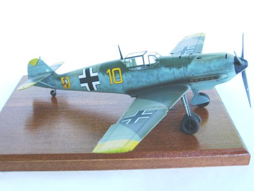 Збірна модель 1/48 літак Bf 109E-4 ProfiPack Eduard 8263