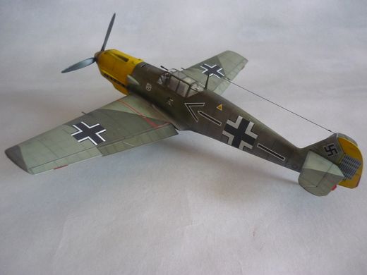 Збірна модель 1/48 літак Bf 109E-4 ProfiPack Eduard 8263