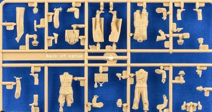 Фігури 1:135 німецькі офіцери Hobby Boss 84406