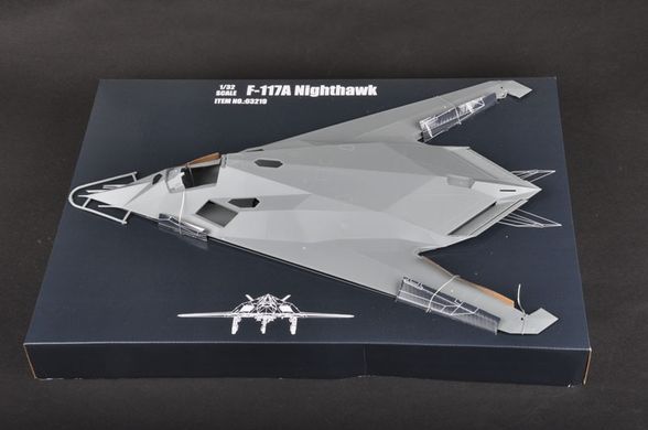Сборная модель 1/32 американский истребитель-невидимка F-117A "Nighthawk" Trumpeter 03219