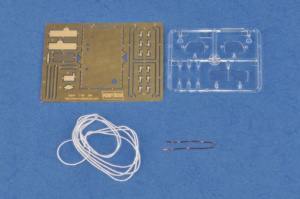 Збірна модель 1:35 цистерна US GMC CCKW об'ємом 750 галонів Hobby Boss 83830