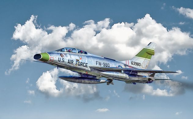 Сборная модель 1/72 самолет F-100F Super Sabre Italeri 1398