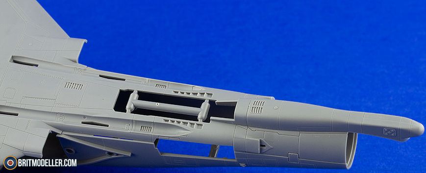 Assembled model 1/48 aircraft McDonnell Douglas F-4G Phantom II Meng Model LS-015