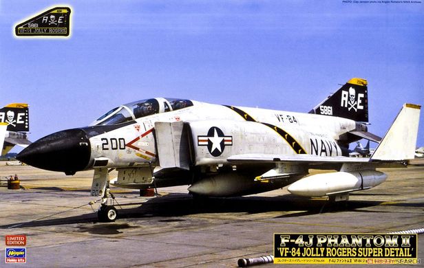 Збірна модель F-4J Phantom II 'VF-84 Jolly Rogers Super Detail' Hasegawa 51044