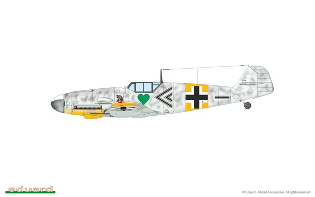 Сборная модель 1/72 немецкий одномоторный истребитель Bf 109G-2 ProfiPACK Edition Eduard 70156