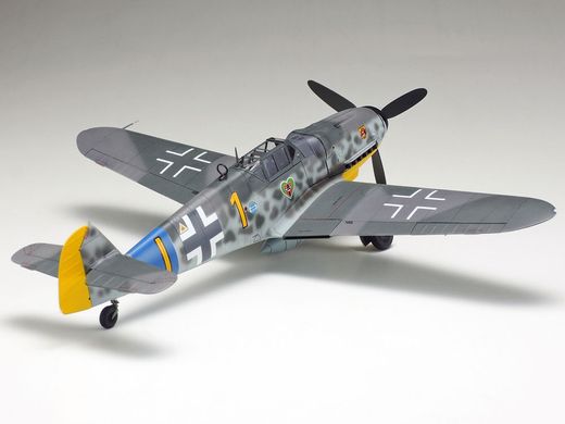 Збірна модель 1/48 винищувач Messerschmitt Bf109 G-6 Tamiya 61117