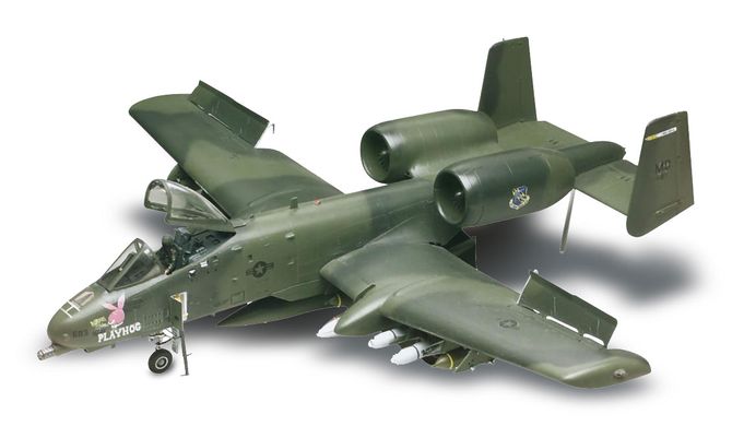 Збірна модель 1/48 літак A-10 Warthog Revell 15521