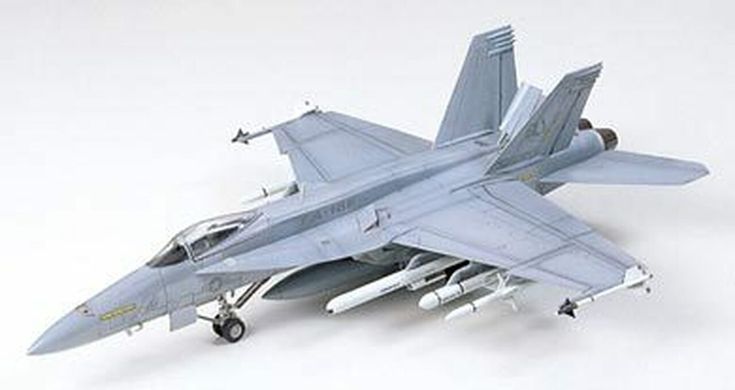 Сборная модель 1/72 самолета F/A-18E Super Hornet Tamiya 60746