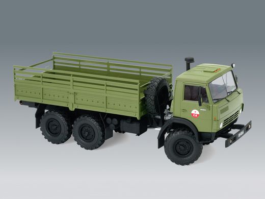 Assembled model 1/35 military vantazhivka KamAZ-4310 / KamAZ 4310 ICM 35001