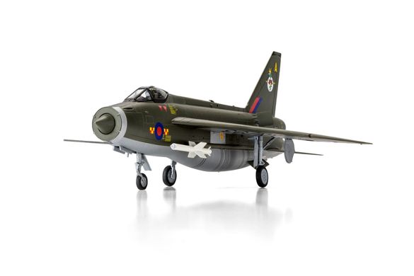Збірна модель 1/72 літак English Electric Lightning F.2A Стартовий набір Airfix A55305A