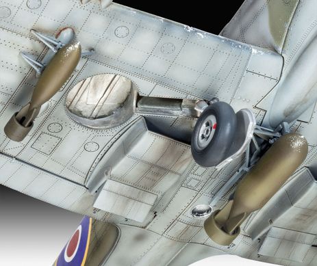 Assembled model 1/32 fighter Supermarine Spitfire Mk. IXc Revell 03927