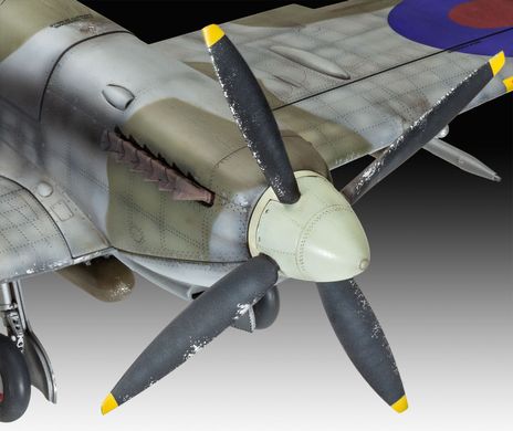 Сборная модель 1/32 истребитель Supermarine Spitfire Mk. IXc Revell 03927