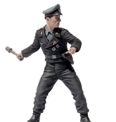 Фігури 1:35 Німецький танковий екіпаж, Курськ, 1943 р. MASTER BOX 3536