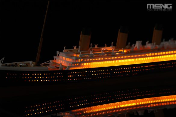 Prefab model 1/700 British ocean liner RMS Titanic Meng Model PS008