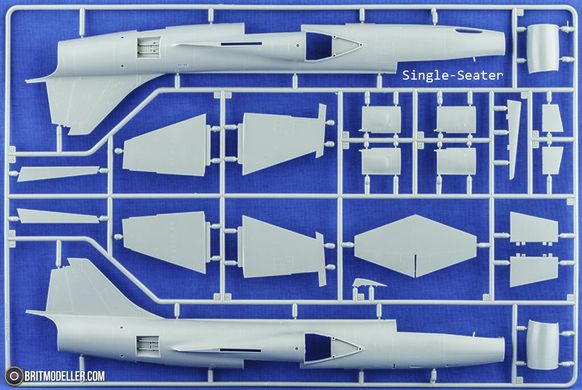 Сборная модель 1/48 самолет Lockheed TF-104G Starfighter Kinetic 48089