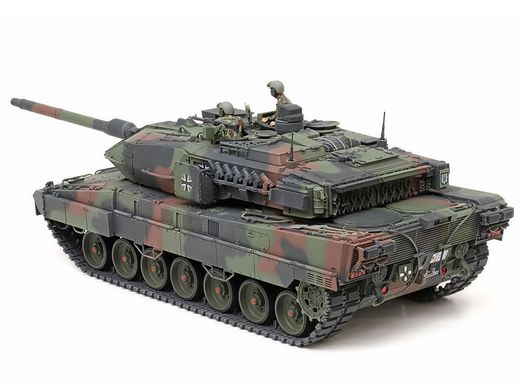 Сборная модель 1/35 танк Leopard 2 A7V Tamiya 35387