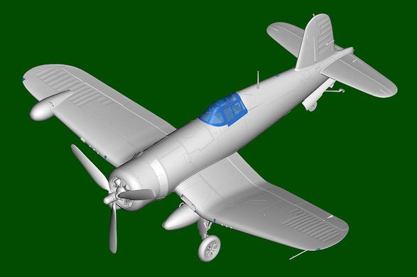 Сборная модель 1/48 высокоскоростной истребитель Vought F4U-1A/2 Corsair 2 в 1 HobbyBoss 81788