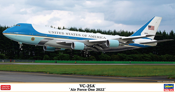 Збірна модель літак 1/200 VC-25A 'Air Force One 2022' Hasegawa 10852