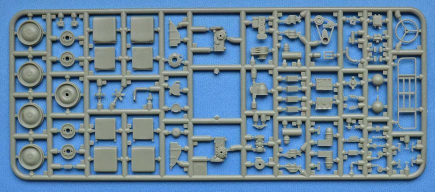 Assembly model 1:35 car DKW Munga F91/4 0.25t 4x4 truck ACE 35104