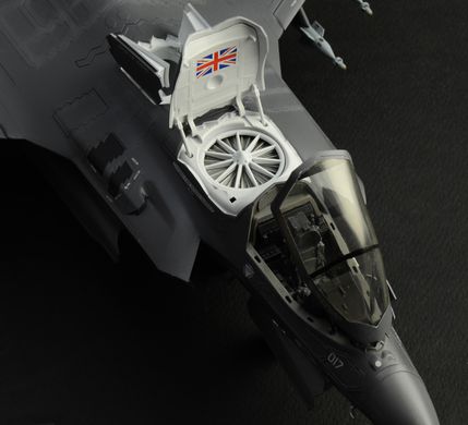 Збірна модель 1/48 літак F-35 B Lightning II Italeri 2810