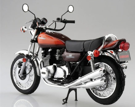 Збірна модель 1/12 мотоцикл Kawasaki Z2 750RS '73 Aoshima 06432