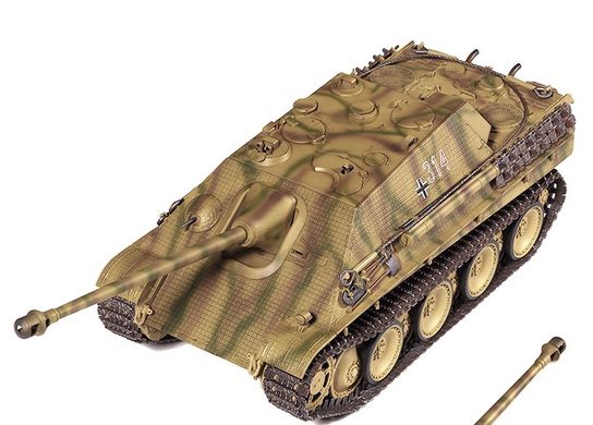 Assembled model 1/35 tank Sd.Kfz 173 Jagdpanther Ausf.G 1 Academy 13539