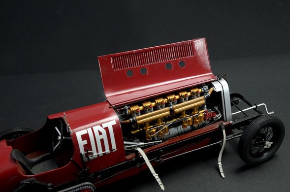 Збірна модель 1/12 автомобіль Fiat Mefistofele Italeri 4701