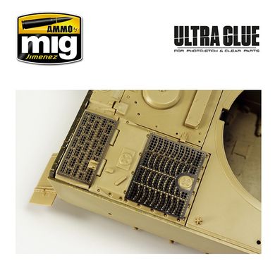 Клей Ultra Glue для пищеварения, прозрачных деталей (акриловый клей на водной основе) Ammo Mig 2031
