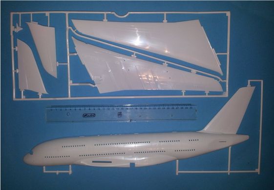 Збірна модель 1/144 літак Airbus A380-800 British Airways Revell 03922