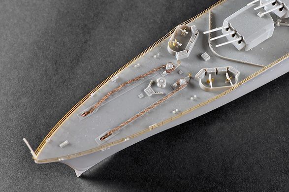 Assembly model 1/350 French light cruiser Georges Leygues Trumpeter 05375