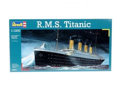 Prefab model 1/1200 ship R.M.S. Titanic Revell 05804