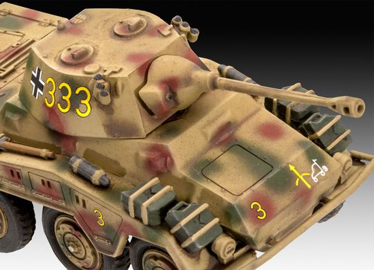 Assembled model 1/76 armored car Sd.Kfz 234/2 Puma Revell 03298