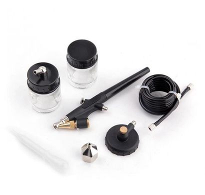 Airbrush in a plastic case with external mixing material Fengda BD-138 0.8mm
