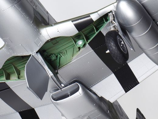 Збірна модель 1/32 літак North American P-51D Mustang Tamiya 60322