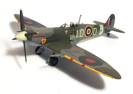 Збірна модель 1/72 літак Spitfire Mk.IX Italeri 0094