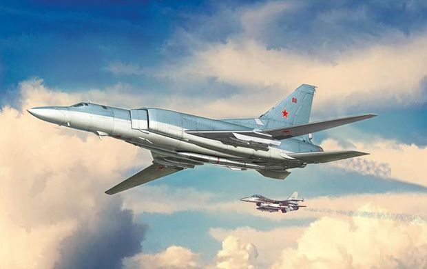 Збірна модель 1/72 бомбардувальник Tu-22M2 Backfire-B Italeri 1440