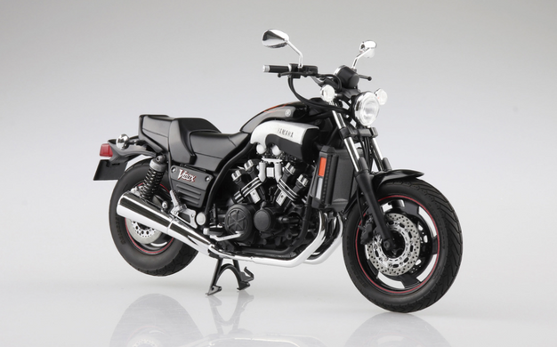 Збірна модель 1/12 мотоциклу Yamaha 4C4 Vmax '07 Aoshima 06230