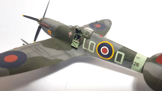 Збірна модель 1/72 літак Spitfire Mk.IX Italeri 0094